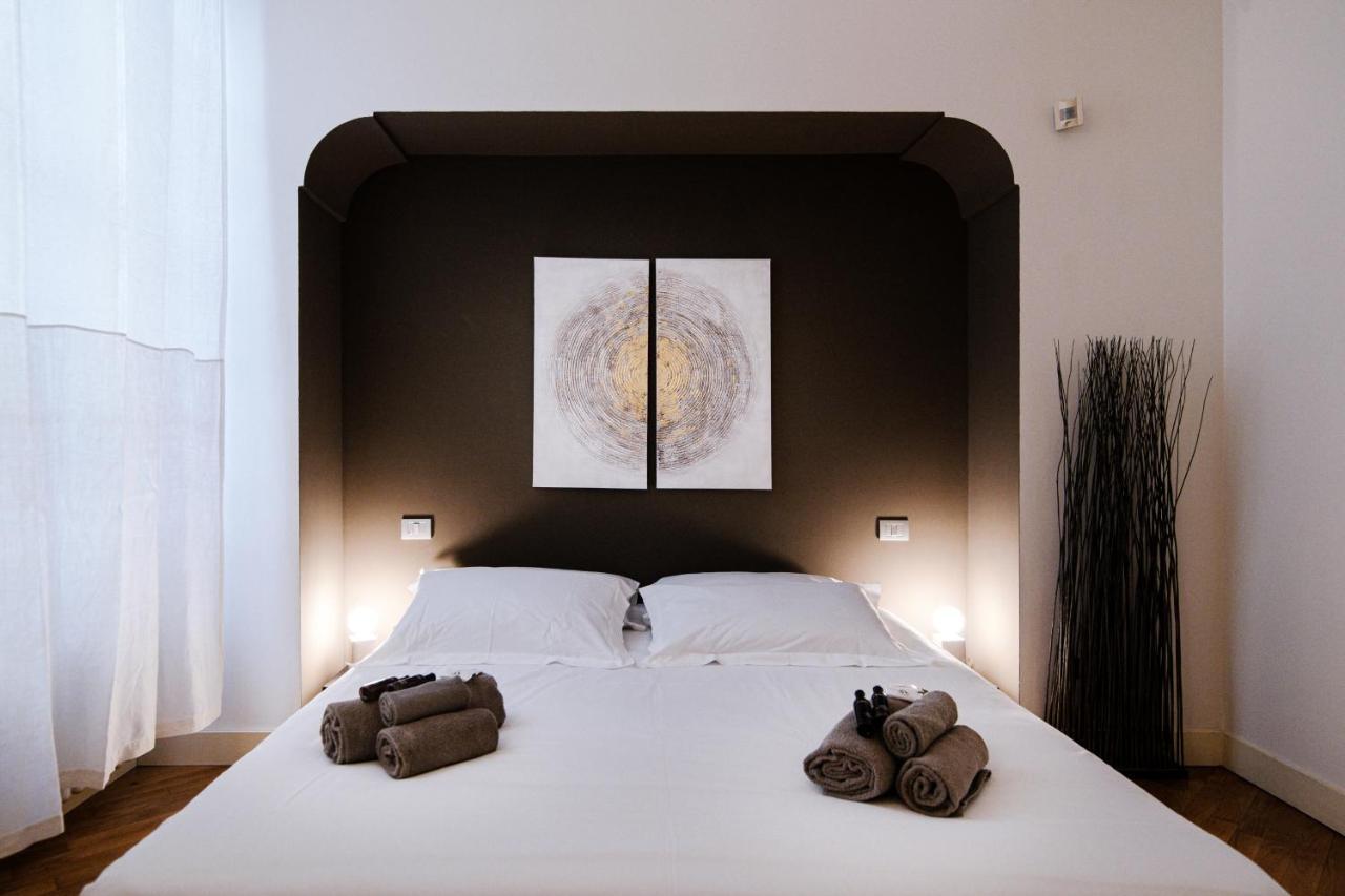 Appartement La Finestra Sul Duomo - The House Of Travelers à Côme Extérieur photo