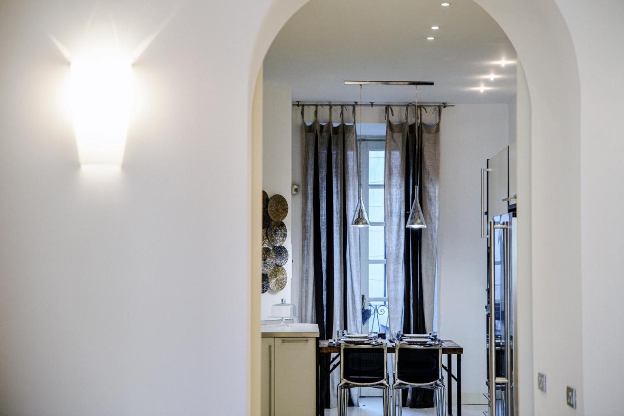 Appartement La Finestra Sul Duomo - The House Of Travelers à Côme Extérieur photo
