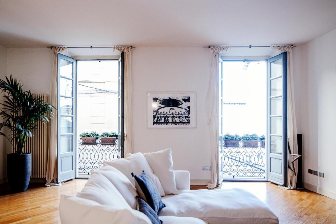 Appartement La Finestra Sul Duomo - The House Of Travelers à Côme Extérieur photo