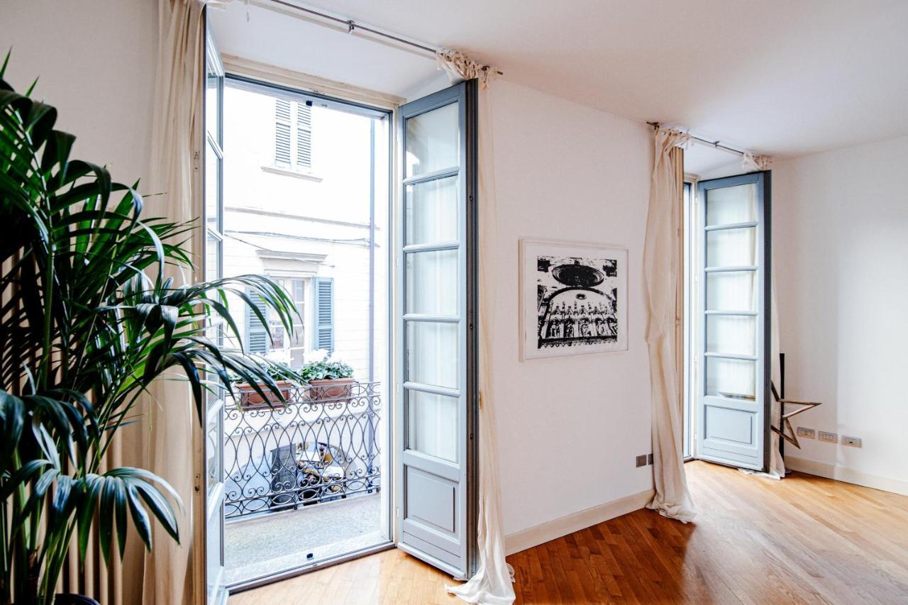 Appartement La Finestra Sul Duomo - The House Of Travelers à Côme Extérieur photo